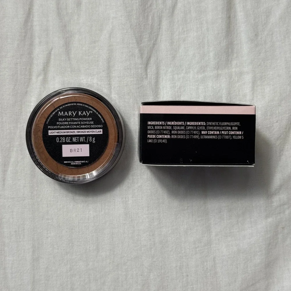 Mary Kay Silky Setting Powder Women's 0.28 oz Light-Medium Bronze BR21 Matte